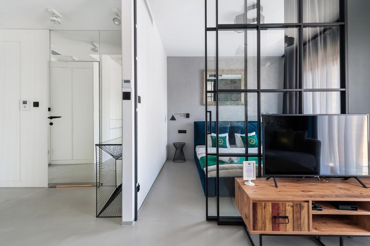 Central Apartments By Bed&Bath Krakau Buitenkant foto
