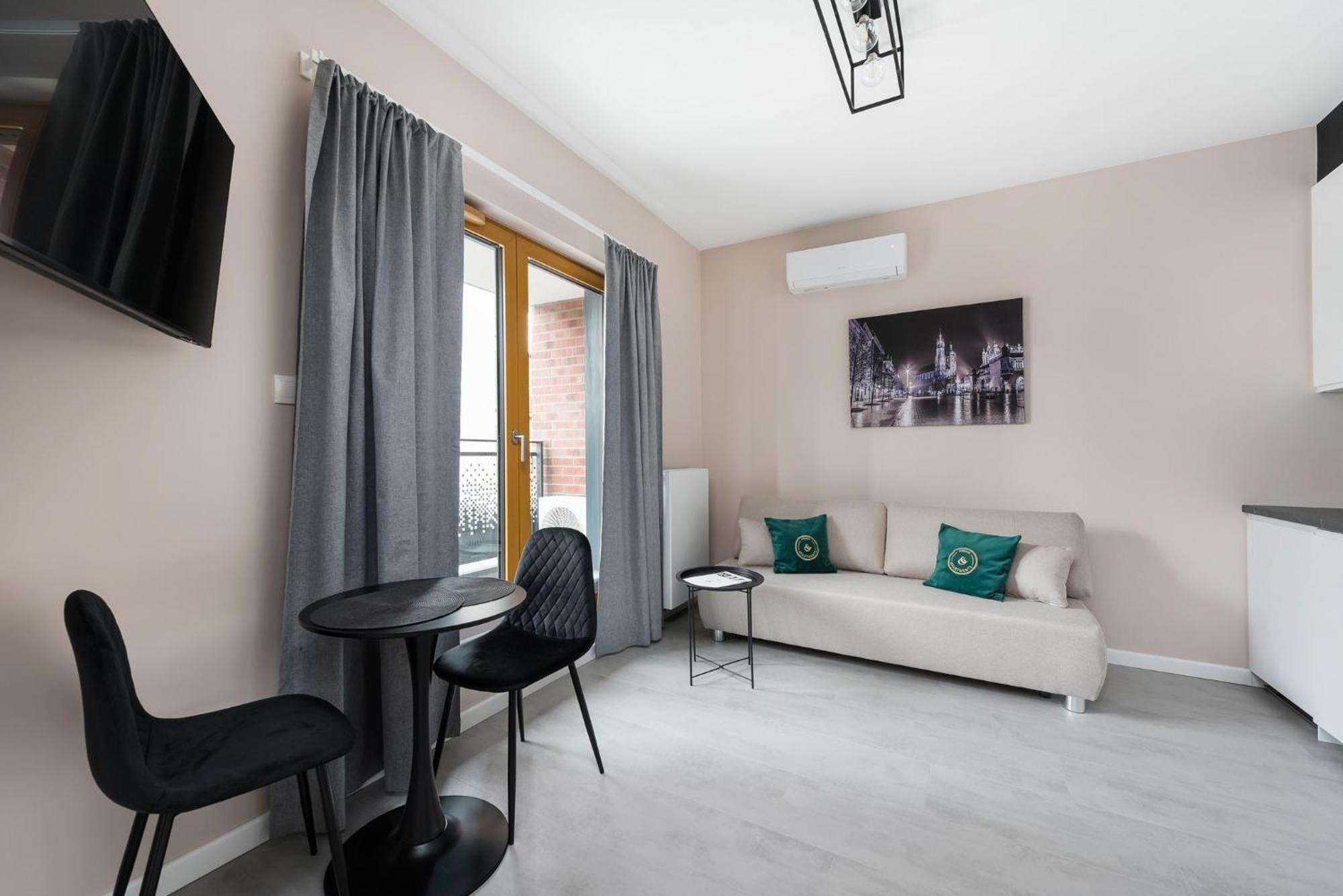Central Apartments By Bed&Bath Krakau Buitenkant foto