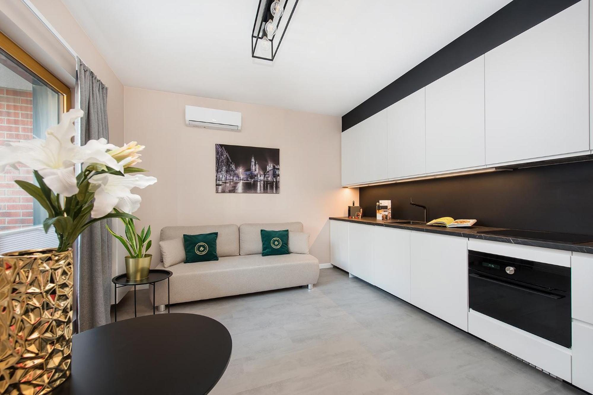 Central Apartments By Bed&Bath Krakau Buitenkant foto